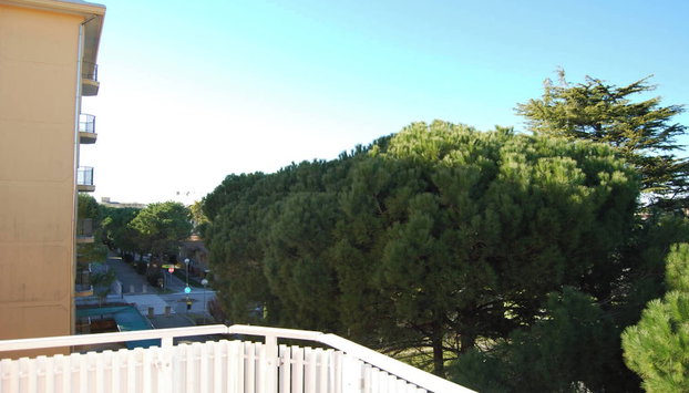 One-bedroom Flat With Balcony and AC - Foto 2, Profilbild