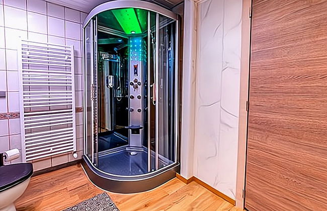 Holiday Home With hot tub in Vielsalm - Photo 16