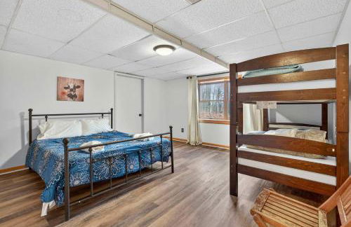 Huge Cabin w Hot Tub, Deck, Grill, Fire Pit, WiFi - Foto 56