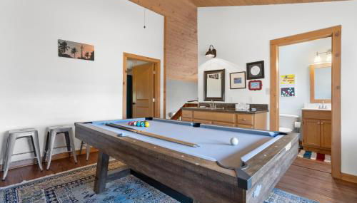 Pool Retreat Waterfront 6 Bedroom Boat Ramp Game Room Pass Christian Home - Foto 3, Game Room