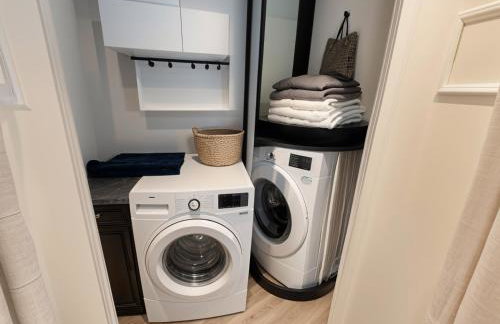 Spacious 4-bed townhouse with parking - Foto 10