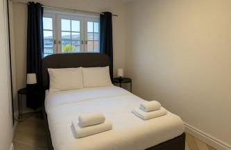 Modern 2-Bed Apartment in Bury, Sleeps 5 - Foto 1