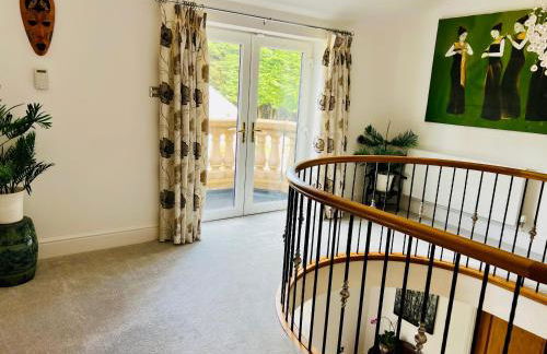 Stratford-upon-Avon 4BR Family Mansion on 1 acre with Pool, Gym & BBQ! - Foto 20