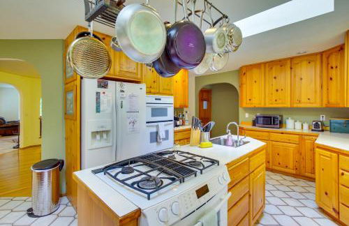 Hot Tub, 4 Mi to Wallace Falls Riverfront Retreat - Photo 10