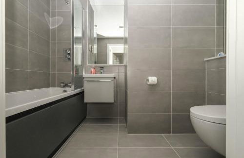 Brand New 2 bedroom apartment Centre of Solihull - Photo 9