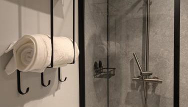 Ty Hiraeth - Foto 3, Shower