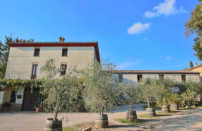 Attractive Apartment in old Farmhouse on the Estate With Pool - Foto 1