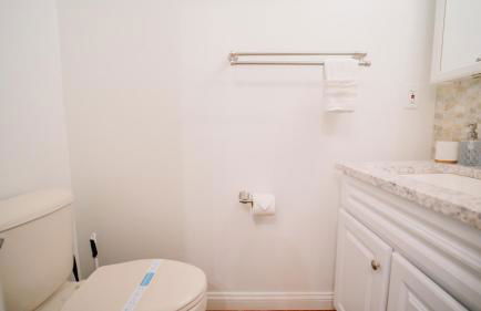 Stylish 5BR DC Retreat Backyard Free Parking - Foto 27