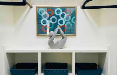 Art Deco Gem-King Suite-Hot Tub-Outdoor Fire Place - Foto 27