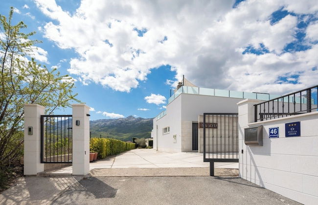 Stunning Villa Sofia With Heated Pool IN Split Hinterland - Foto 51