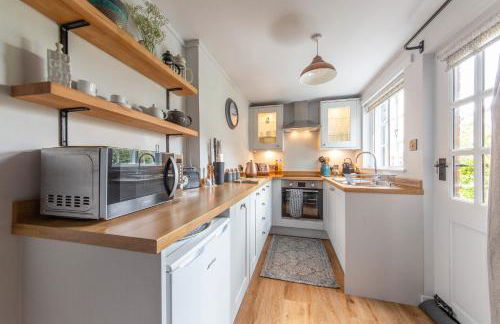 Charlie's Cottage - Photo 8