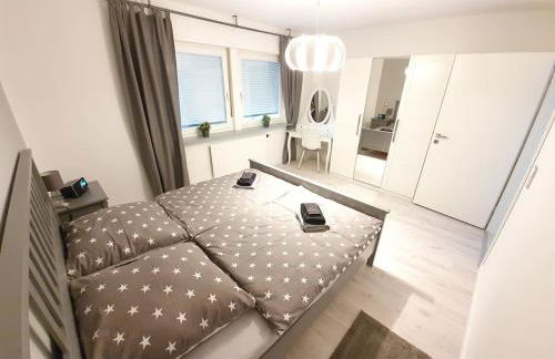 Tolle 125m² Erdgeschoßwohnung im Einzelhaus - Foto 1