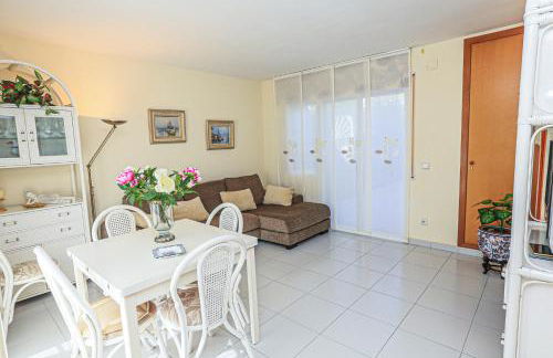 LTIORAL COSTA DORADA - CASA MERCURI Only families - Photo 18