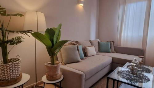 Bouganville - Apartment with Terrace & Shared Pool - Photo 5