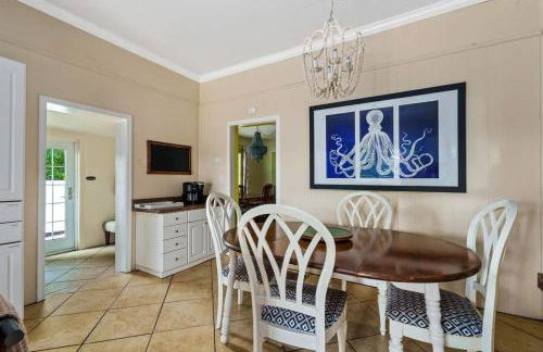 Large Heated Pool Family - 3500 sqft - Sleeps 17 - Foto 9