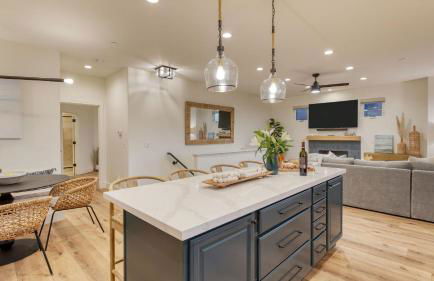 Sunset Serenity by Avantstay Rooftop w/ Hot Tub & Fire Pit, 3 Blocks to Beach! - Foto 34