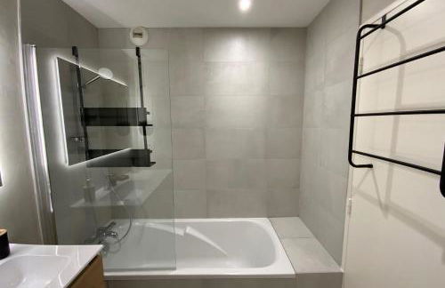 Aesthetics - 2 bedrooms and secure parking! - Foto 9