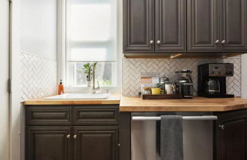 HostWise Stays - The Edmond - Bloomfield Apartment in a great location! - Foto 26