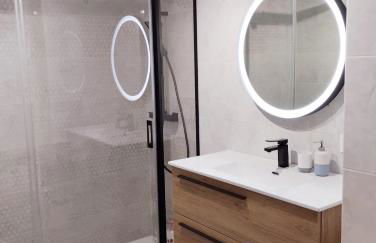 Apartamento en San Sebastián con plaza de parking gratis - Foto 2