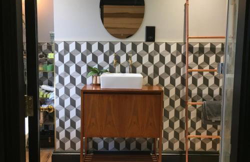 4 bedroom detached house in the heart of Chagford - Photo 28