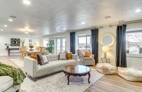 Private Pool and Hot Tub Luxe Unit Near UTA Train! - Foto 4