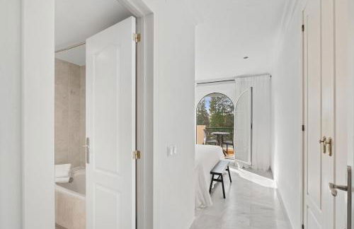 Unmatched Location, Breathtaking Views, Garage - Foto 11