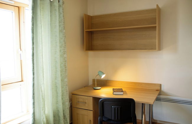 St Angela’s Lakeside Aparthotel - Photo 18