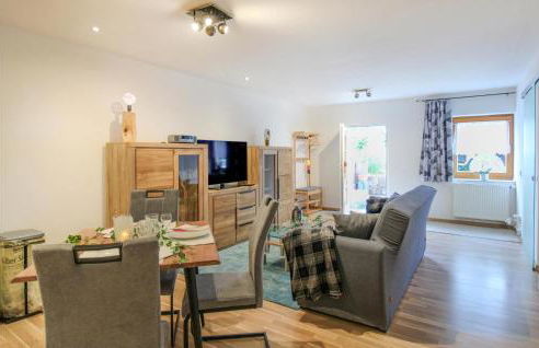 1 Bedroom Lovely Apartment In Deggingen - Foto 5