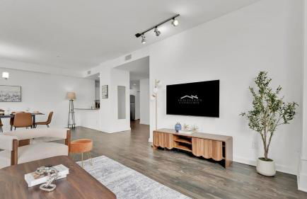 HEB703 Modern & Chic 2 Bedroom Condo Downtown Fort Worth, Free Parking, Walk to Convention Center - Foto 15