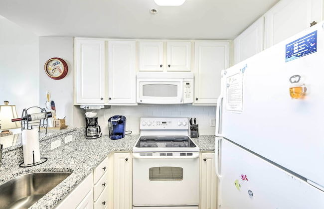 Oceanfront Panama City Beach Condo w/ Pool Access - Foto 41