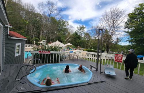 White Mountains Getaway with amazing views! - Foto 36