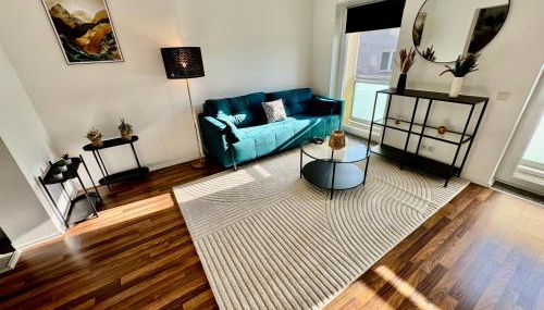 FeWo Palmtrees 2 - Große und moderne 2 Zimmerwohnung mit französischem Balkon in Gladbeck-Mitte nähe Movie Park und Veltins Arena - Foto 2