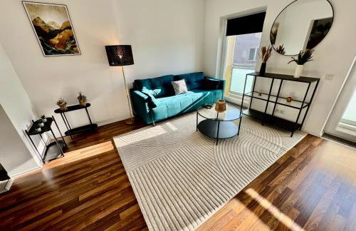 FeWo Palmtrees 2 - Große und moderne 2 Zimmerwohnung mit französischem Balkon in Gladbeck-Mitte nähe Movie Park und Veltins Arena - Foto 2