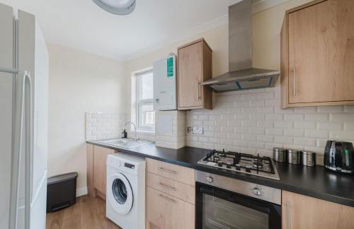 Modern Cosy Corner Flat 3 bed and loft sleep 7 people - Foto 12