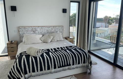 Villa R&M with Pool and Jacuzzi - Photo 21