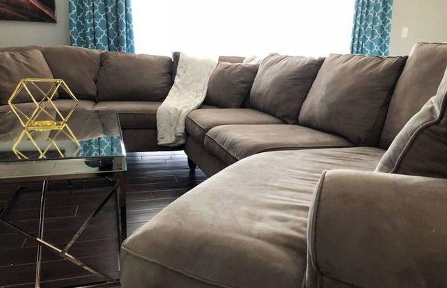 Parsley · New! Luxury, Near Disney & Universal. Sleep 9 - Photo 18