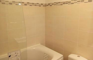 Cosy appartement RDC-terrasse et parking privé - Foto 39