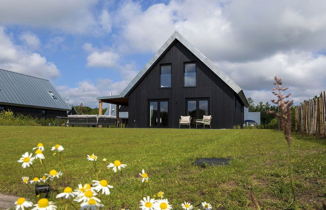 Beautiful Villa on the Water in Friesland - Foto 29