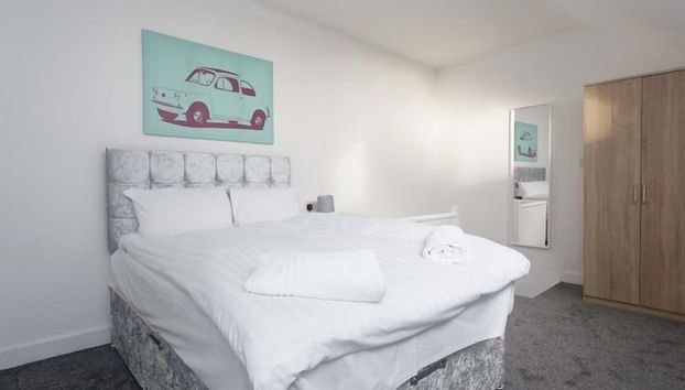 City Hospital Apartments - Photo 4, Chambre