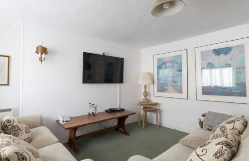 Tavern Way - Photo 3