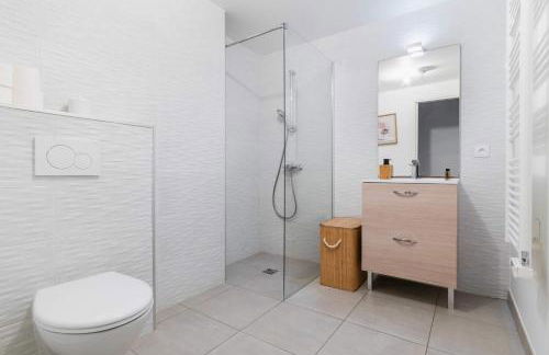 Appartement lumineux avec terrasse Courbevoie - 4P - Foto 6