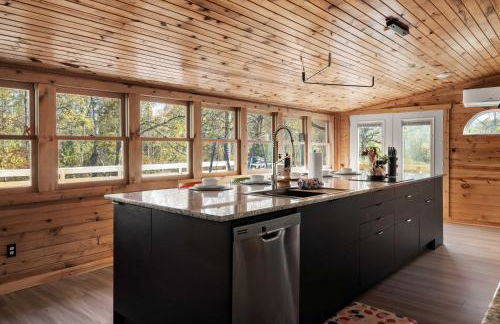 Riverfront w Deck Grill Fire pit & Climbing Wall - Photo 16