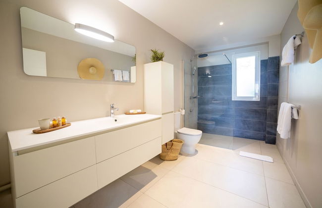 Eden Roc Villas - Photo 45