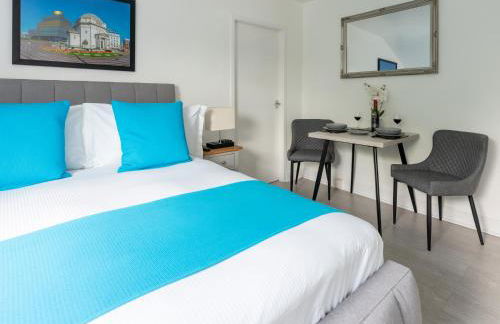 Tettenhall Lodge Studio - Photo 8