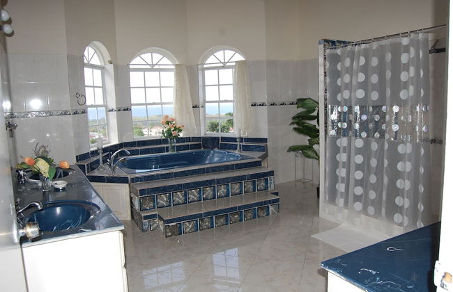 Celebrity Villa Jamaica - Photo 48