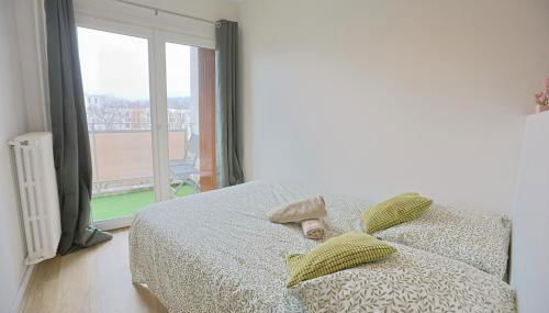 Séjour lumineux T3 moderne, balcon & ascenseur - Foto 3