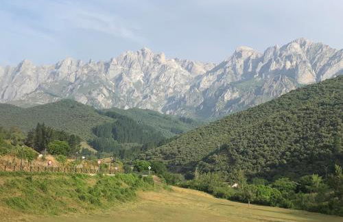 Apartamento en Potes con vistas a los Picos de Europa - Foto 1