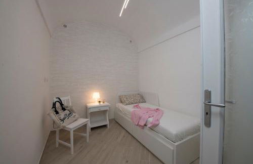 Amalfi Venere house -balcony & seaview - Photo 9