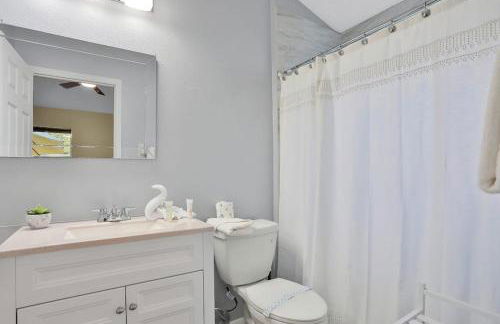 Spacious Home w/ Pool&Resort Amenities,near Disney - Foto 26