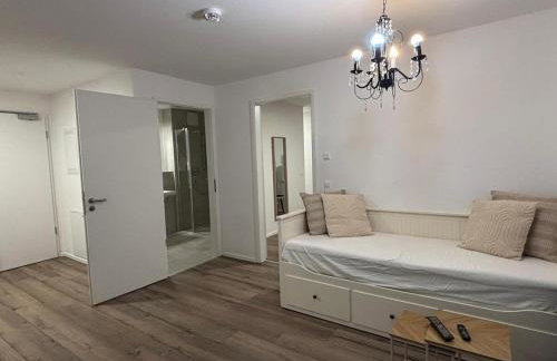 Beautiful 2 bedroom apartment with terrace and garden - Foto 1